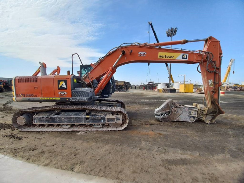 Hitachi ZX220LC (Abu Dhabi) - Pelle sur chenille: photos 2 Hitachi ZX220LC (Abu Dhabi) - Pelle sur chenille: photos 2