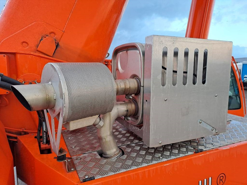 Grue tout-terrain Tadano ATF70G-4: photos 17