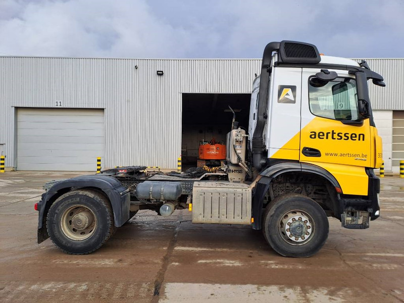 Mercedes-Benz Arocs 2045 - Tracteur routier: photos 5 Mercedes-Benz Arocs 2045 - Tracteur routier: photos 5