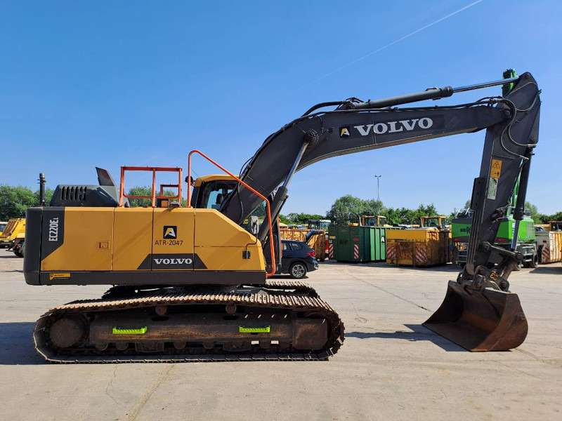 Volvo EC220EL - Pelle sur chenille: photos 5 Volvo EC220EL - Pelle sur chenille: photos 5