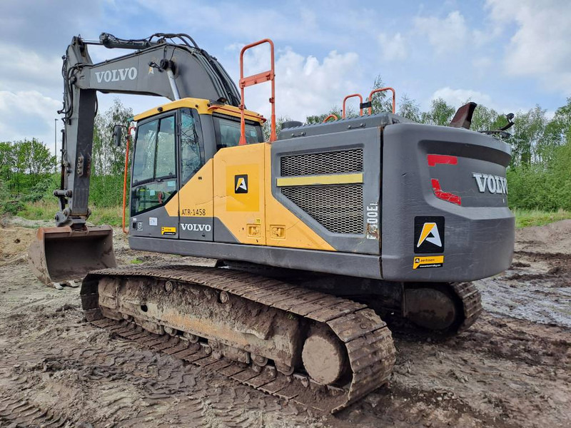 Volvo EC300EL - Pelle sur chenille: photos 2 Volvo EC300EL - Pelle sur chenille: photos 2