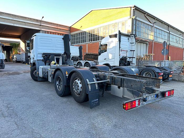 Mercedes-Benz ACTROS 2532 - Châssis cabine: photos 3 Mercedes-Benz ACTROS 2532 - Châssis cabine: photos 3