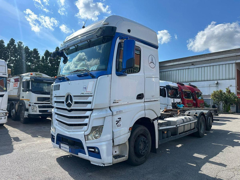 Mercedes-Benz ACTROS 2545 - Châssis cabine: photos 1 Mercedes-Benz ACTROS 2545 - Châssis cabine: photos 1