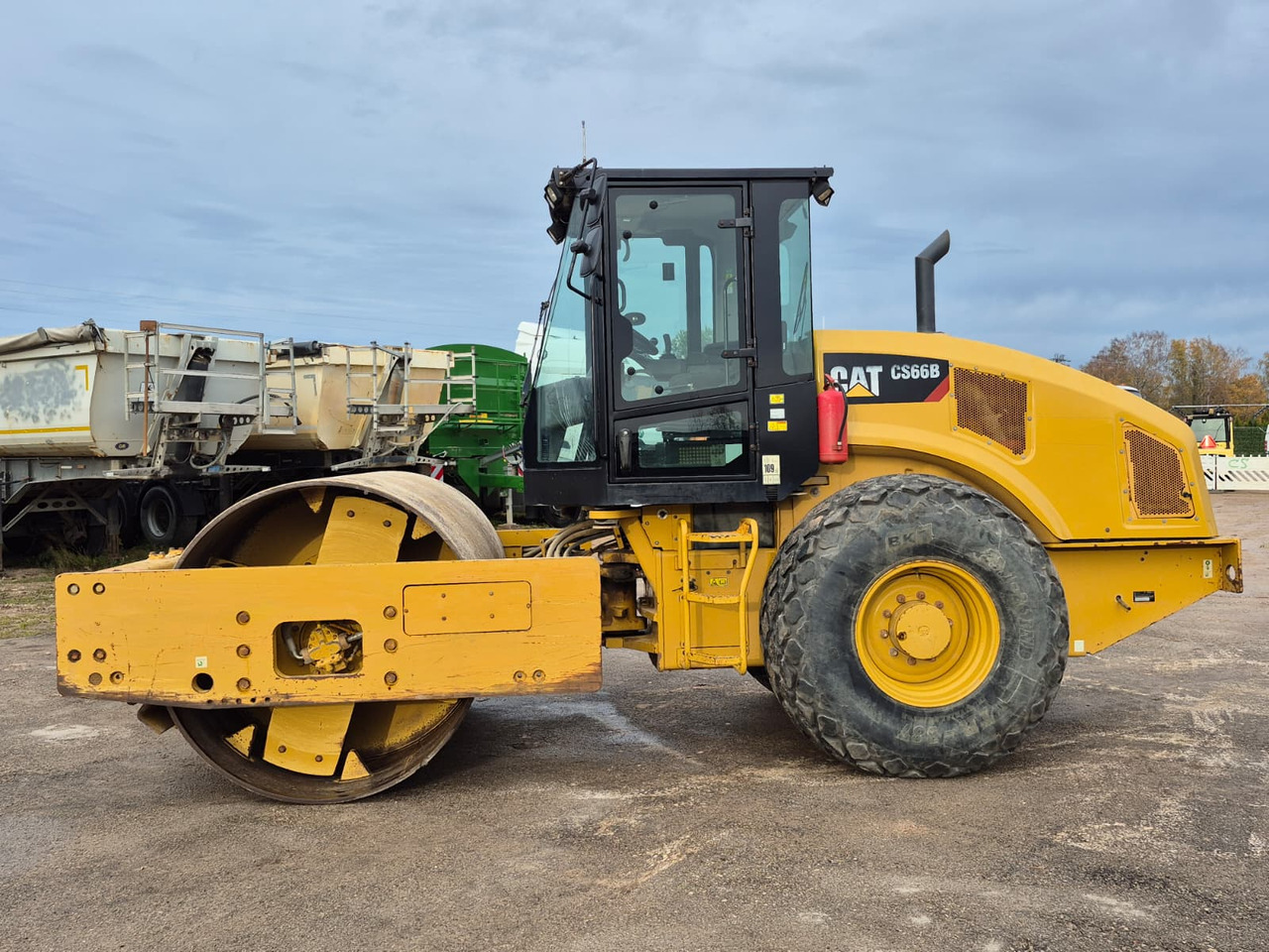 CATERPILLAR CS66B EPA - Compacteur: photos 4 CATERPILLAR CS66B EPA - Compacteur: photos 4