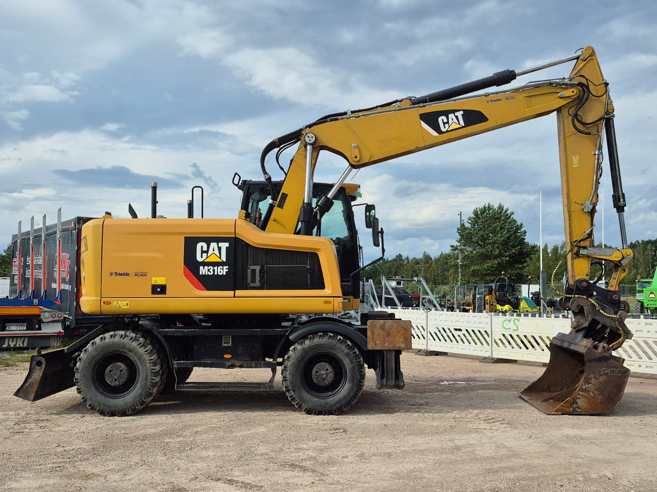CATERPILLAR M316F EPA - Pelle sur pneus: photos 4 CATERPILLAR M316F EPA - Pelle sur pneus: photos 4