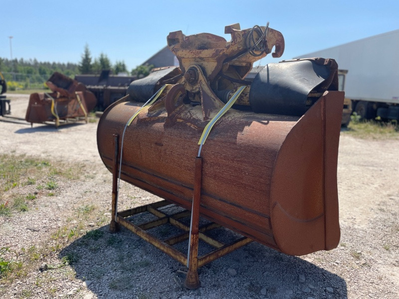 CW40 2000mm - Godet pour pelle: photos 5 CW40 2000mm - Godet pour pelle: photos 5