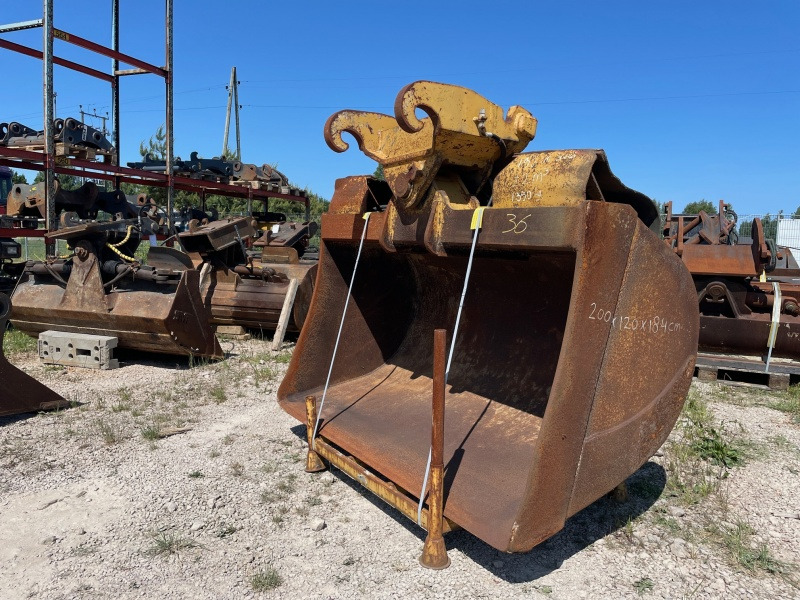 CW40 2000mm - Godet pour pelle: photos 3 CW40 2000mm - Godet pour pelle: photos 3