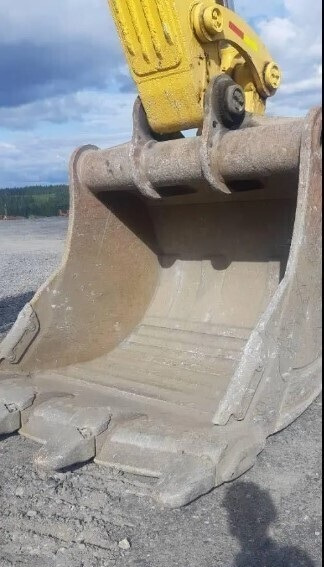 Komatsu PC800 LC8 - Pelle sur chenille: photos 4 Komatsu PC800 LC8 - Pelle sur chenille: photos 4