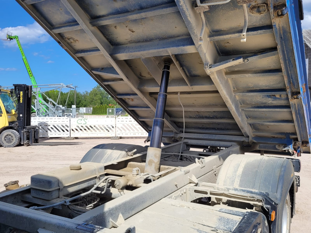 Camion benne MAN TGL 8.180: photos 9 Camion benne MAN TGL 8.180: photos 9