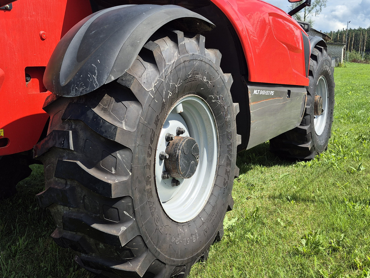 MANITOU MLT840 137 ST38 - Chargeuse sur pneus télescopique: photos 4 MANITOU MLT840 137 ST38 - Chargeuse sur pneus télescopique: photos 4