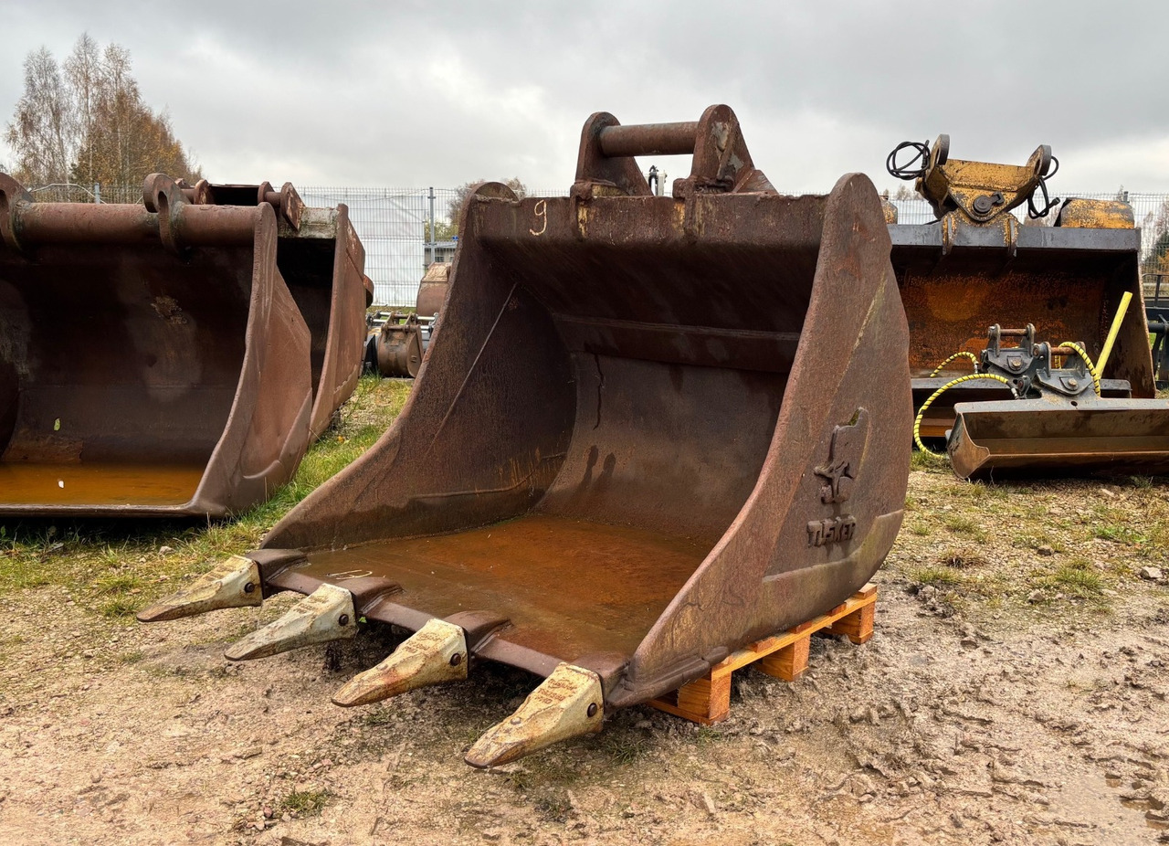 Miller 1200mm - Godet pour pelle pour Pelle: photos 1 Miller 1200mm - Godet pour pelle pour Pelle: photos 1