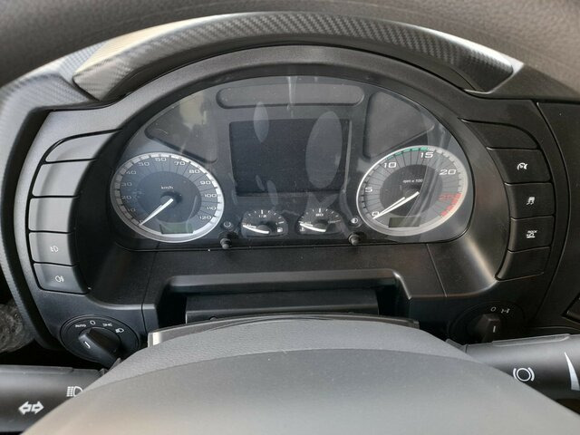 IVECO X-Way AT280X46Y/PS ON++LED+KRAN + KIPPMULDE... - Camion grue, Camion plateau: photos 4 IVECO X-Way AT280X46Y/PS ON++LED+KRAN + KIPPMULDE... - Camion grue, Camion plateau: photos 4