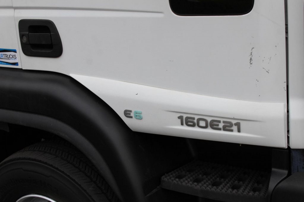 Iveco Eurocargo 160E210 E6 Koffer 6,9m Seiten Tür LBW - Camion fourgon: photos 4 Iveco Eurocargo 160E210 E6 Koffer 6,9m Seiten Tür LBW - Camion fourgon: photos 4