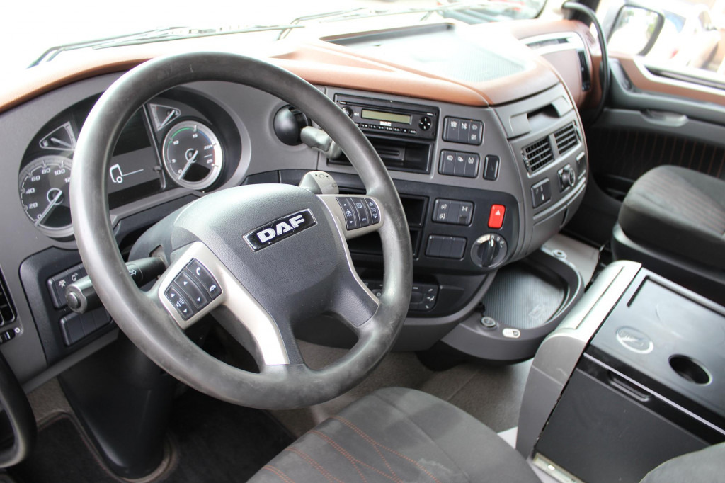 Daf XF  480 SC Retarder  Standklima  Kühlbox  2 Tanks - Tracteur routier: photos 4 Daf XF  480 SC Retarder  Standklima  Kühlbox  2 Tanks - Tracteur routier: photos 4