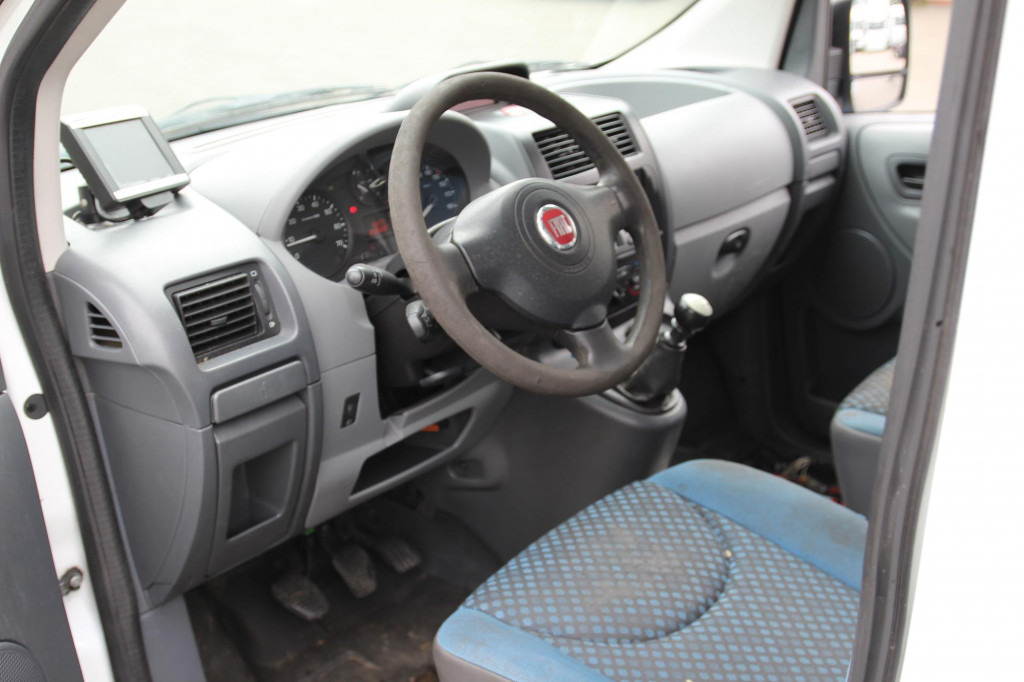 Fiat Scudo Thermo King V-500Max Tiefkühl Strom FRCX - Véhicule utilitaire: photos 5 Fiat Scudo Thermo King V-500Max Tiefkühl Strom FRCX - Véhicule utilitaire: photos 5