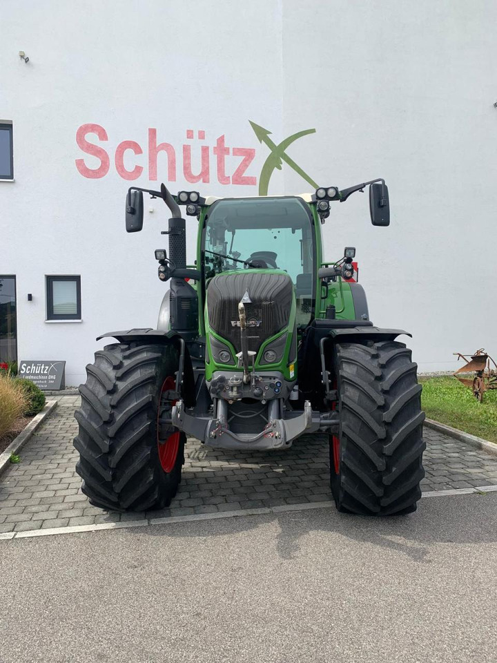 Fendt 724 Vario Power Plus GPS, Baujahr 2019 - Tracteur agricole: photos 3 Fendt 724 Vario Power Plus GPS, Baujahr 2019 - Tracteur agricole: photos 3