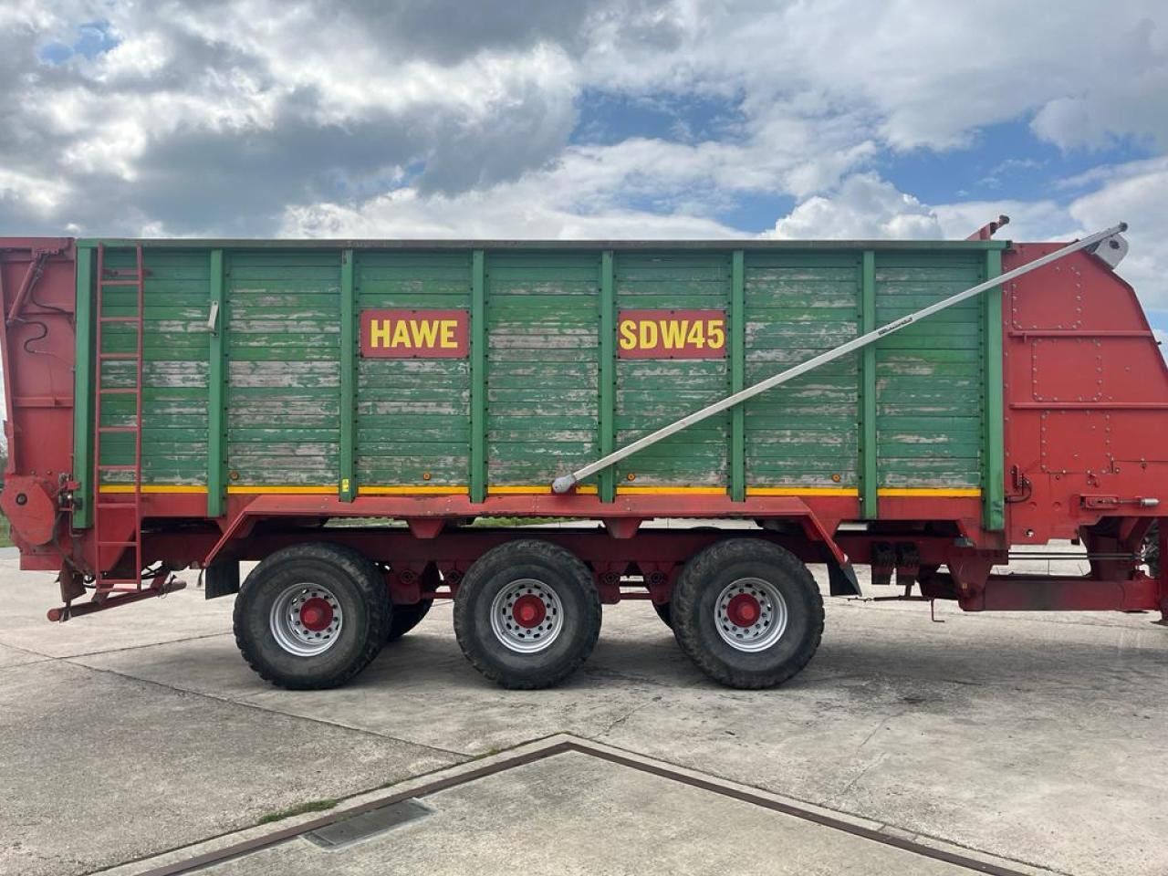HAWE Tridem SDW 45T, Silagewagen, Baujahr 2011 - Benne agricole: photos 2 HAWE Tridem SDW 45T, Silagewagen, Baujahr 2011 - Benne agricole: photos 2