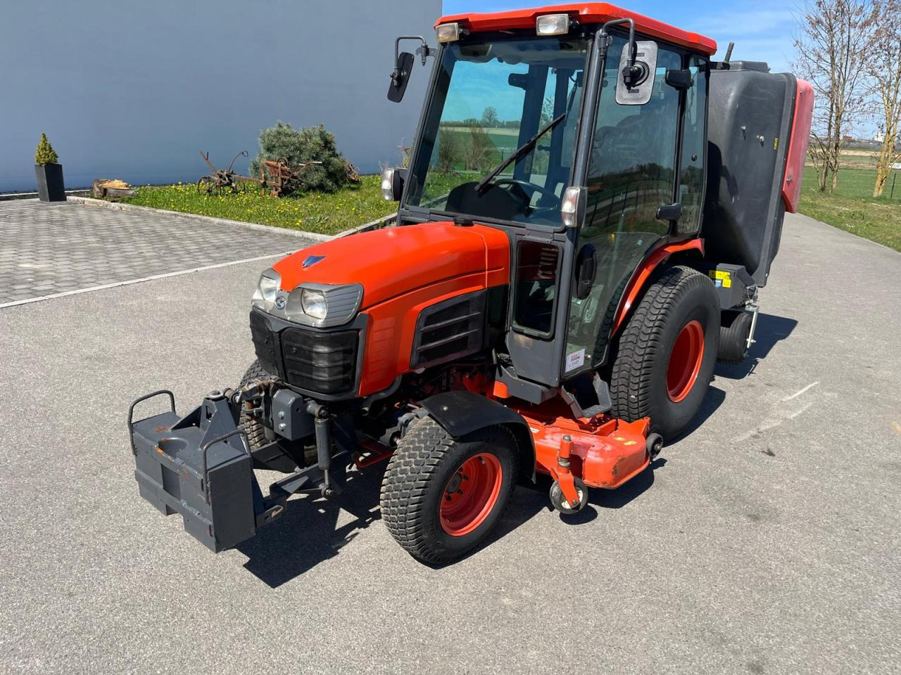 Kubota B3030 Rasenmäher inkl. Grüngutbehälter - Motofaucheuse: photos 2 Kubota B3030 Rasenmäher inkl. Grüngutbehälter - Motofaucheuse: photos 2