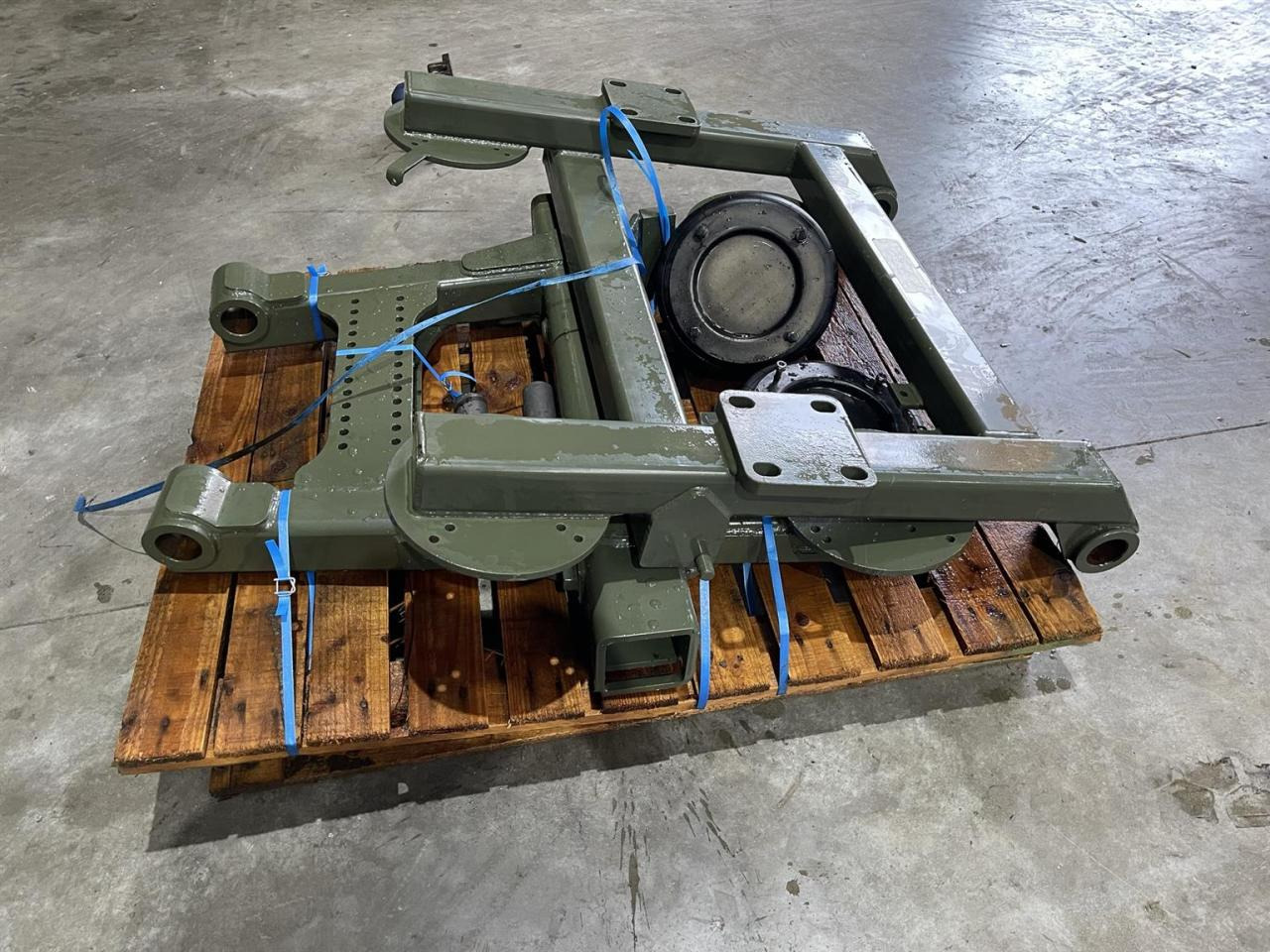 Tecnoma Tecnoma Fortis Fahrwerk - Frame/ Châssis pour Machine agricole: photos 4 Tecnoma Tecnoma Fortis Fahrwerk - Frame/ Châssis pour Machine agricole: photos 4