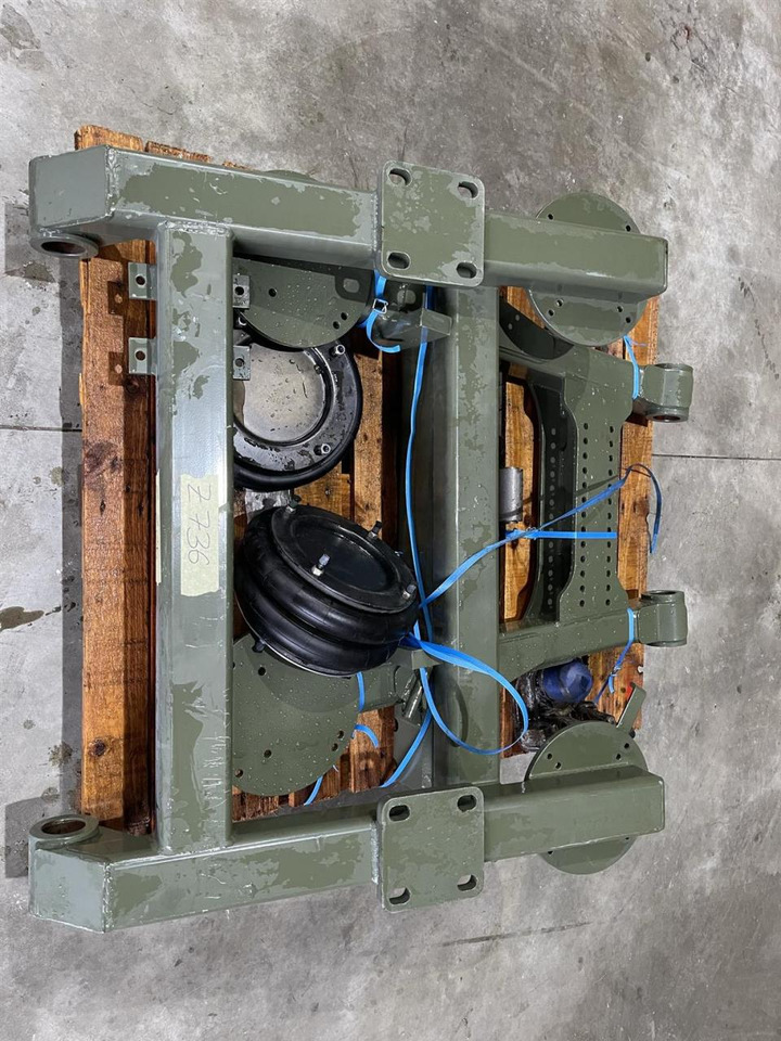 Tecnoma Tecnoma Fortis Fahrwerk - Frame/ Châssis pour Machine agricole: photos 1 Tecnoma Tecnoma Fortis Fahrwerk - Frame/ Châssis pour Machine agricole: photos 1