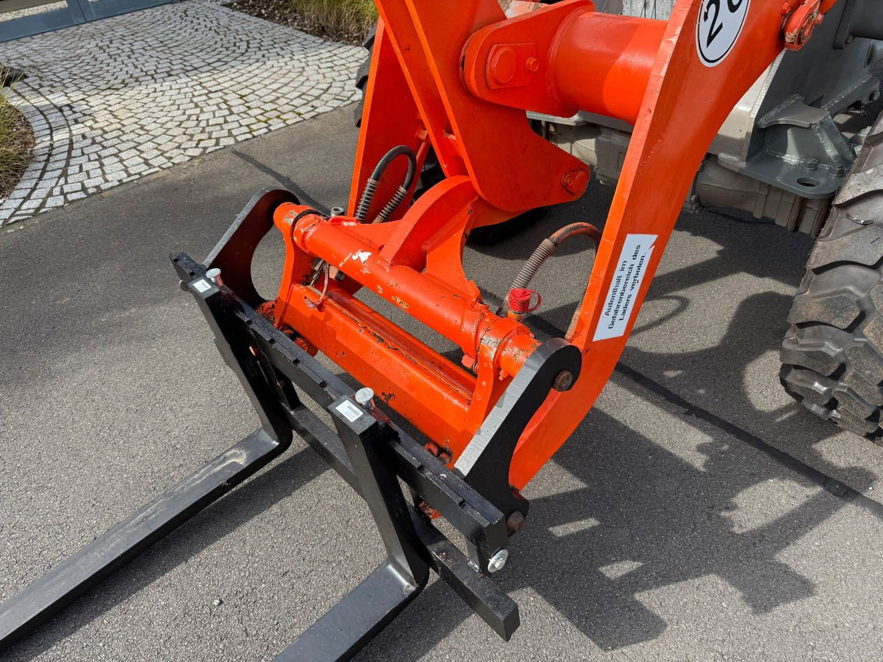 Atlas AR 80 hydr. SW , Palettengabel - Chargeuse sur pneus: photos 4 Atlas AR 80 hydr. SW , Palettengabel - Chargeuse sur pneus: photos 4