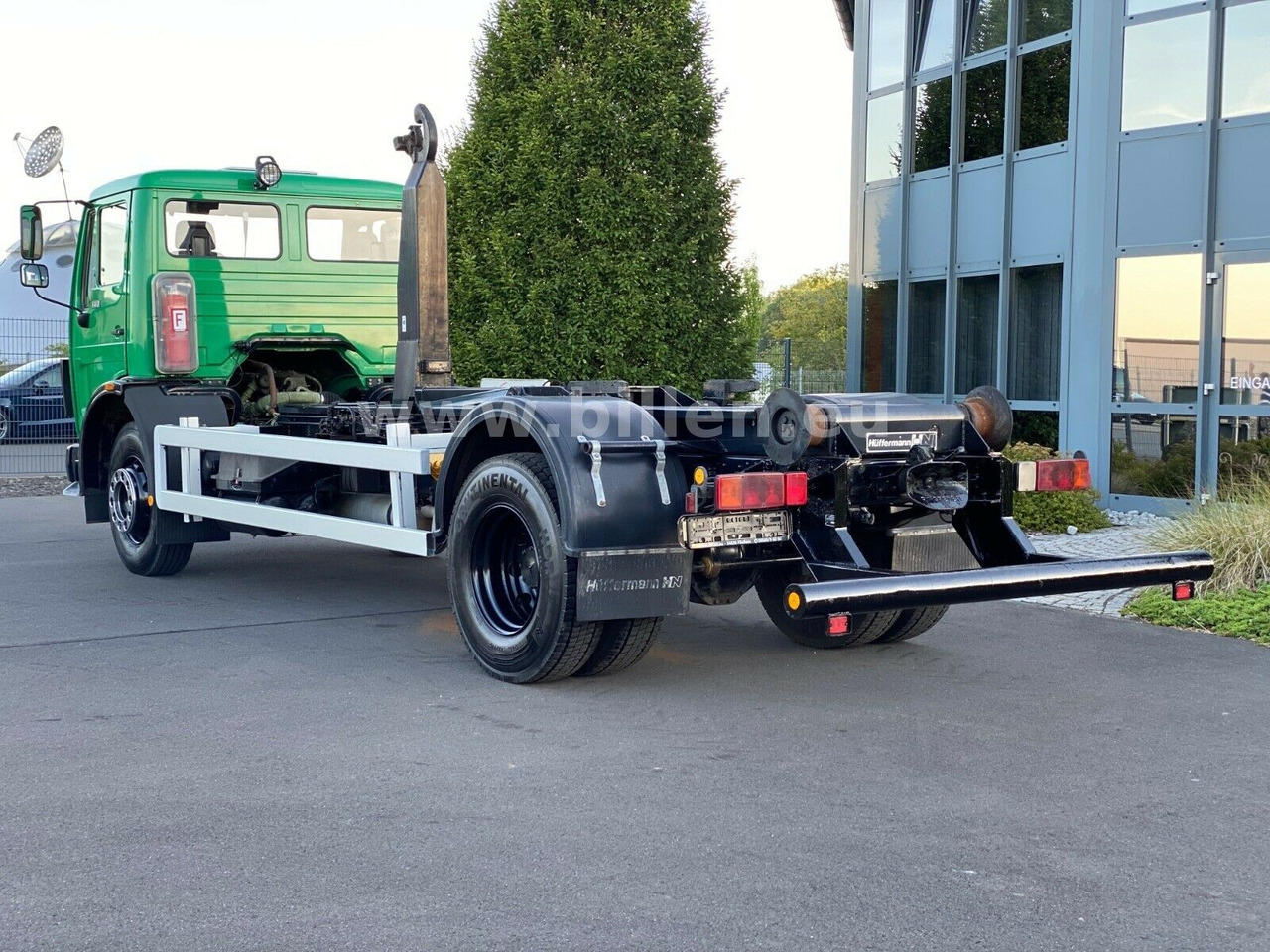 Mercedes-Benz 1417 Abroller Tüv / H- Kennzeichen / Mercedes-Benz 1417 Abroller Tüv / H- Kennzeichen / - Camion ampliroll: photos 2 Mercedes-Benz 1417 Abroller Tüv / H- Kennzeichen / Mercedes-Benz 1417 Abroller Tüv / H- Kennzeichen / - Camion ampliroll: photos 2
