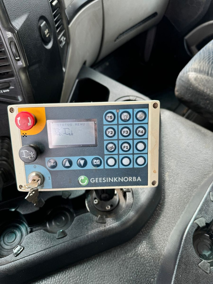 Mercedes-Benz Antos 2533 6x2 Gesink GPM III V 23H25 Kombisch. Mercedes-Benz Antos 2533 6x2 Gesink GPM III V 23H25 Kombisch. en leasing occasion Mercedes-Benz Antos 2533 6x2 Gesink GPM III V 23H25 Kombisch. Mercedes-Benz Antos 2533 6x2 Gesink GPM III V 23H25 Kombisch.: photos 13