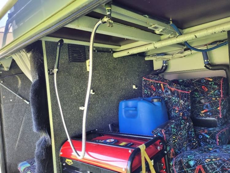 VOLVO B12M BERKHOF AXIAL70 MOTORHOME KLIMA 3.2003 - Autocar: photos 3 VOLVO B12M BERKHOF AXIAL70 MOTORHOME KLIMA 3.2003 - Autocar: photos 3