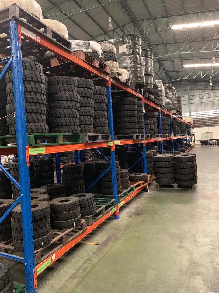 Wheels - Équipement aéroportuaire: photos 2 Wheels - Équipement aéroportuaire: photos 2