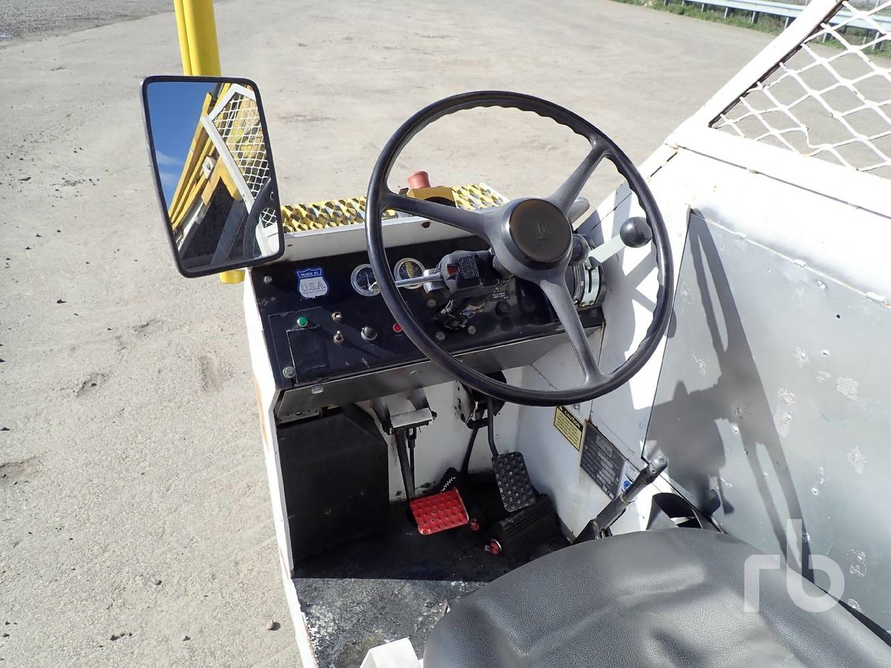 Tapis à bagages STEWART STEVENSON TUG Beltloader TUG 660-144: photos 6 Tapis à bagages STEWART STEVENSON TUG Beltloader TUG 660-144: photos 6