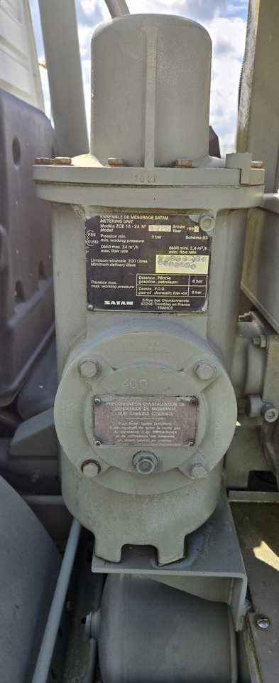 Renault JetA1 - Véhicule de voirie/ Spécial: photos 4 Renault JetA1 - Véhicule de voirie/ Spécial: photos 4