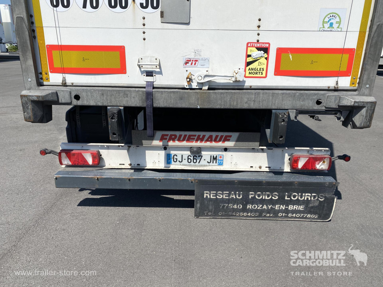 FRUEHAUF Dryfreight Standard Roller shutter door - Semi-remorque fourgon: photos 2 FRUEHAUF Dryfreight Standard Roller shutter door - Semi-remorque fourgon: photos 2