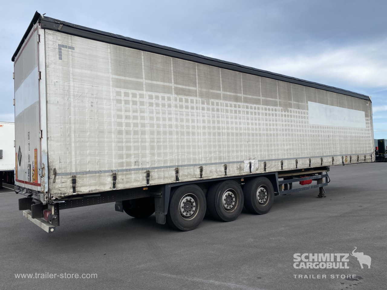 SCHMITZ Curtainsider Standard - Semi-remorque rideaux coulissants: photos 3 SCHMITZ Curtainsider Standard - Semi-remorque rideaux coulissants: photos 3