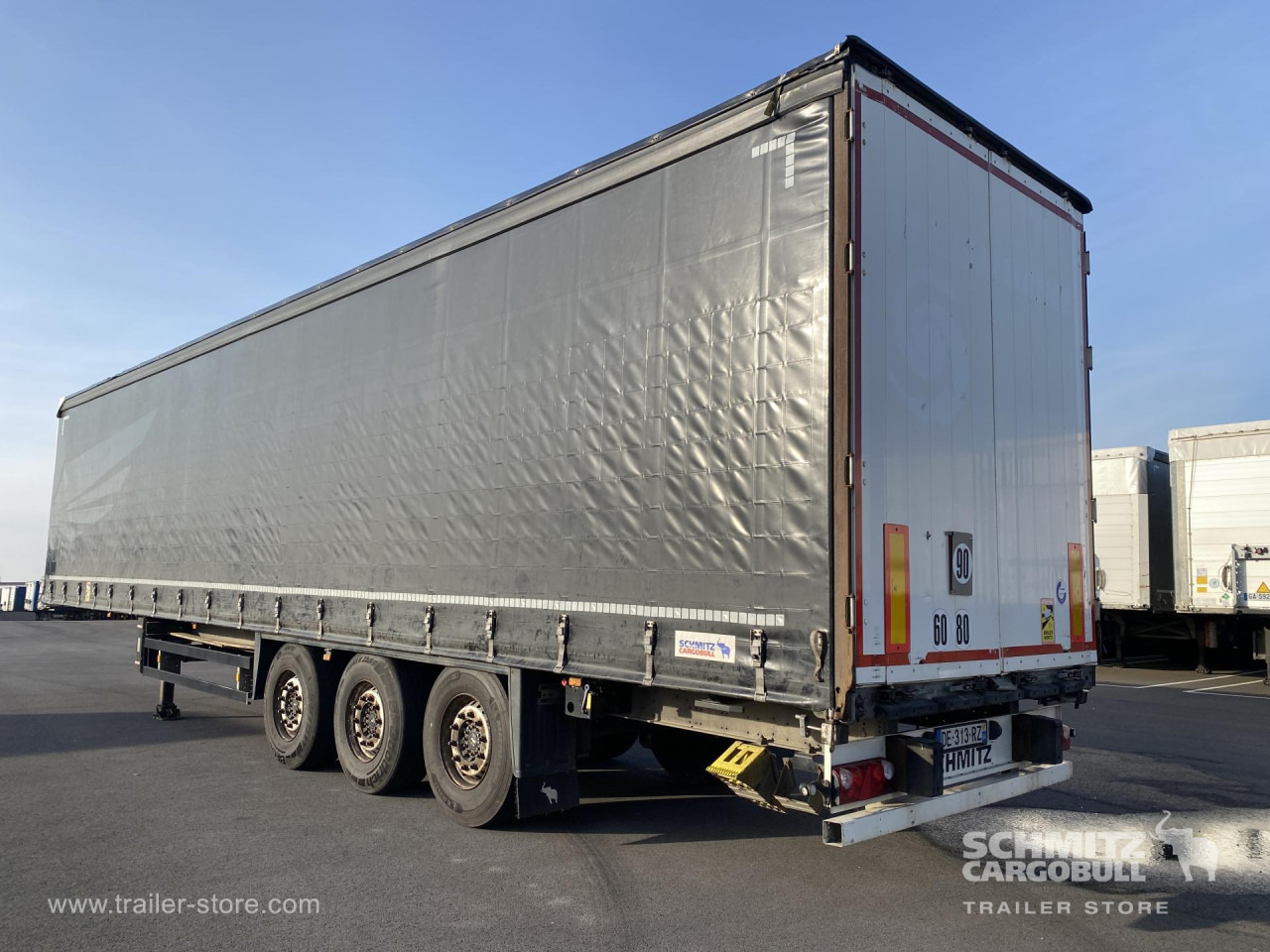 SCHMITZ Curtainsider Standard - Semi-remorque rideaux coulissants: photos 5 SCHMITZ Curtainsider Standard - Semi-remorque rideaux coulissants: photos 5