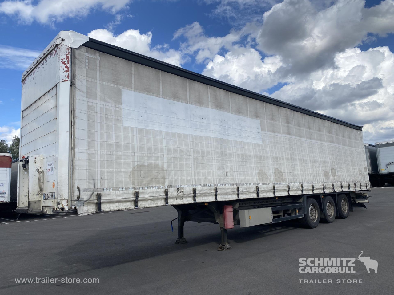 SCHMITZ Curtainsider Standard - Semi-remorque rideaux coulissants: photos 1 SCHMITZ Curtainsider Standard - Semi-remorque rideaux coulissants: photos 1