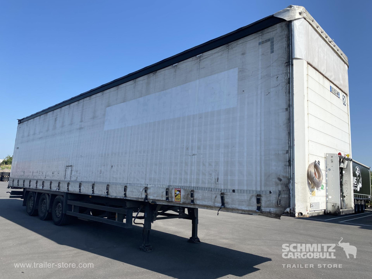 SCHMITZ Curtainsider Standard - Semi-remorque rideaux coulissants: photos 1 SCHMITZ Curtainsider Standard - Semi-remorque rideaux coulissants: photos 1