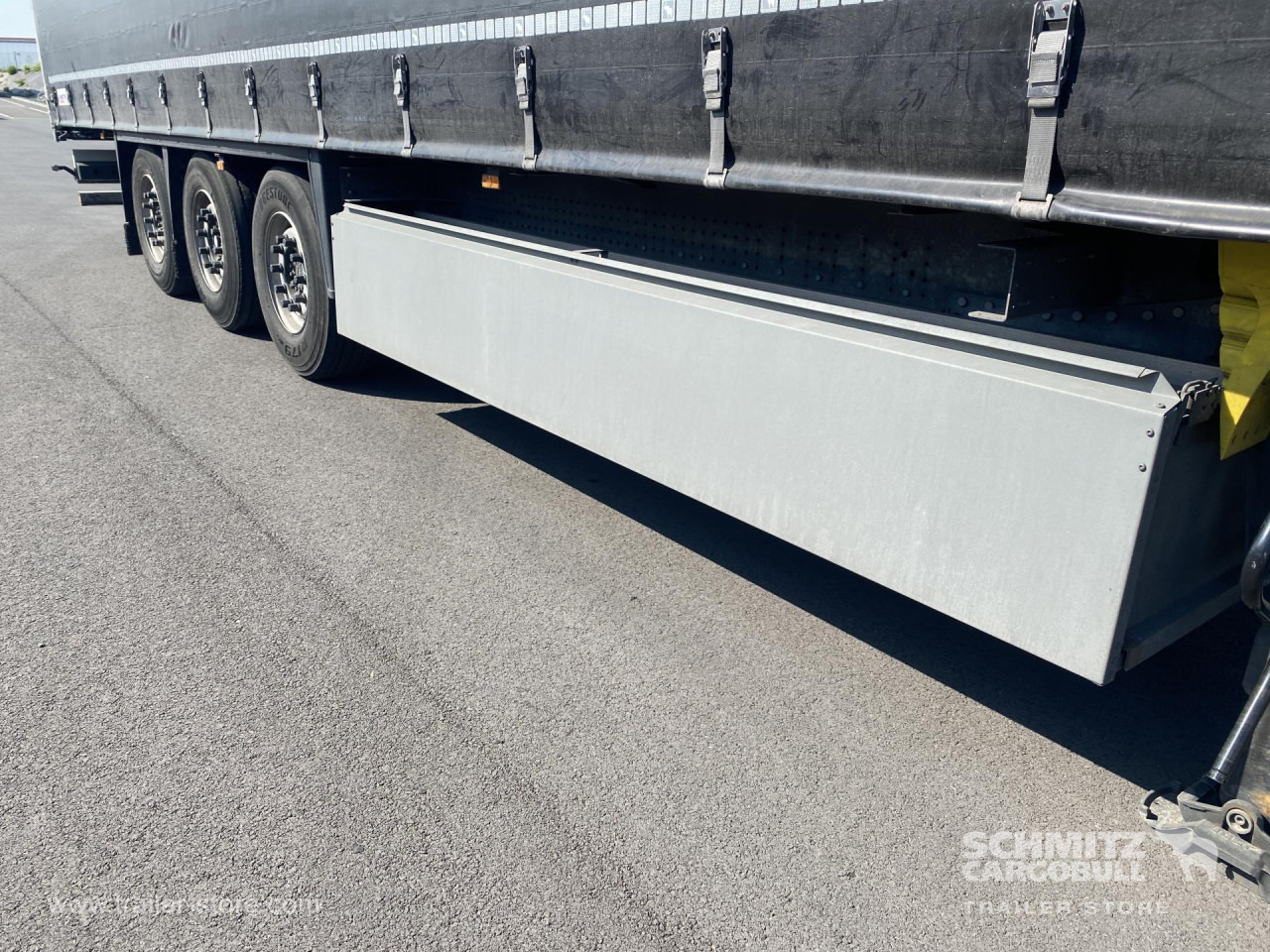 SCHMITZ Curtainsider Standard - Semi-remorque rideaux coulissants: photos 2 SCHMITZ Curtainsider Standard - Semi-remorque rideaux coulissants: photos 2