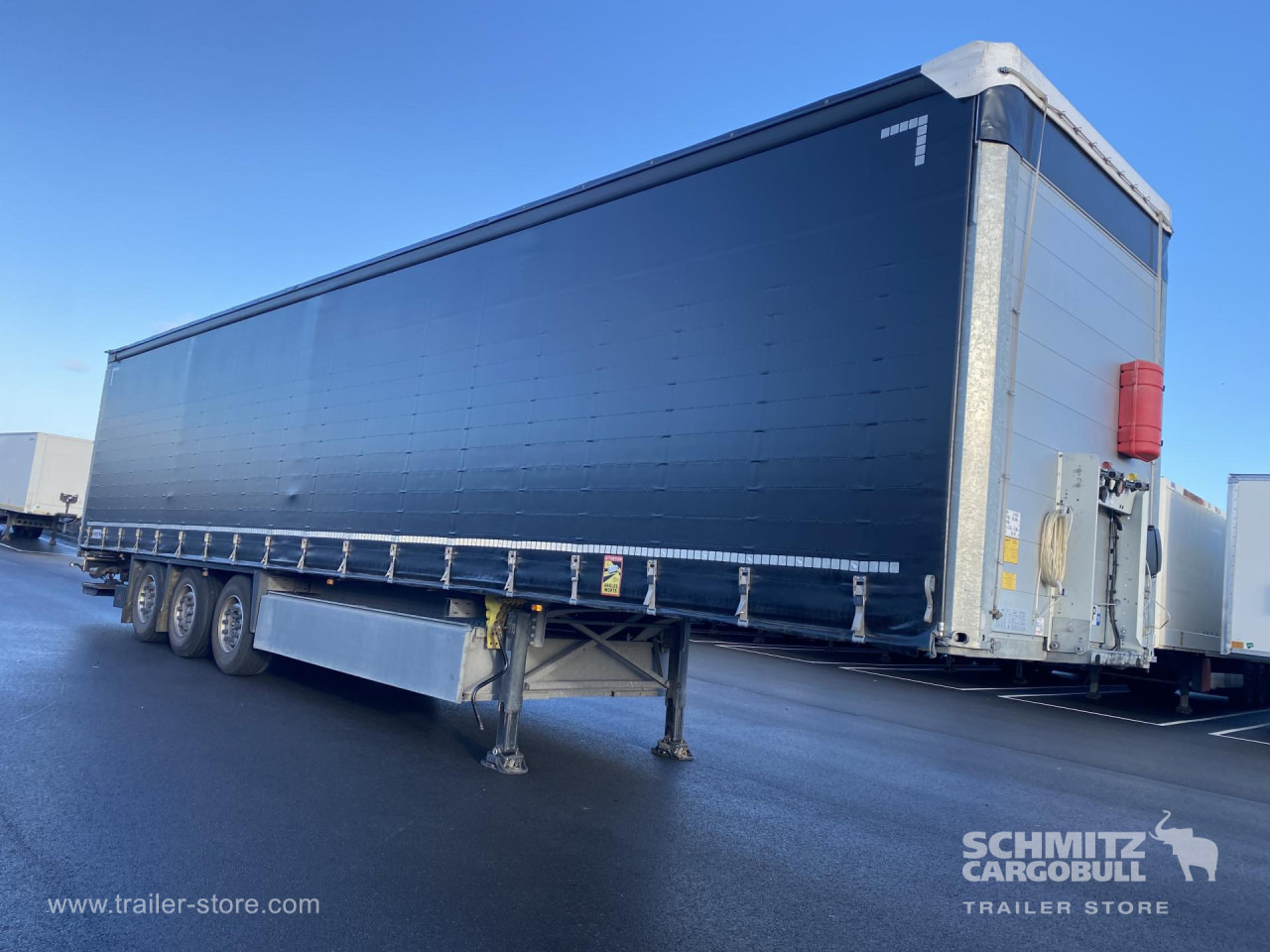 SCHMITZ Curtainsider Standard Taillift - Semi-remorque rideaux coulissants: photos 1 SCHMITZ Curtainsider Standard Taillift - Semi-remorque rideaux coulissants: photos 1