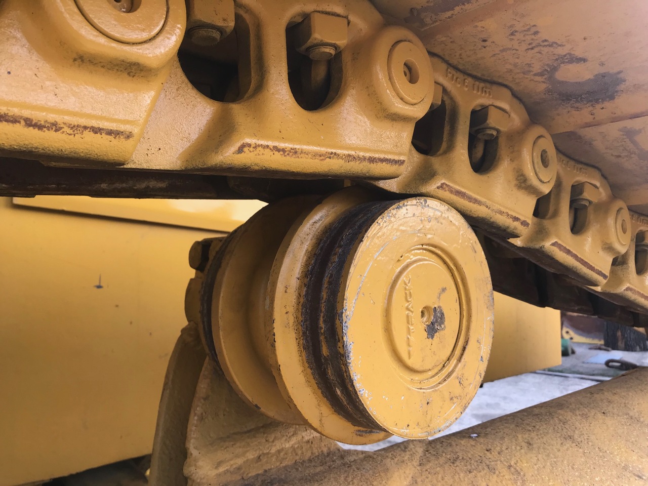 KOMATSU D65EX-12 mit Ripperventil - Bulldozer: photos 3 KOMATSU D65EX-12 mit Ripperventil - Bulldozer: photos 3