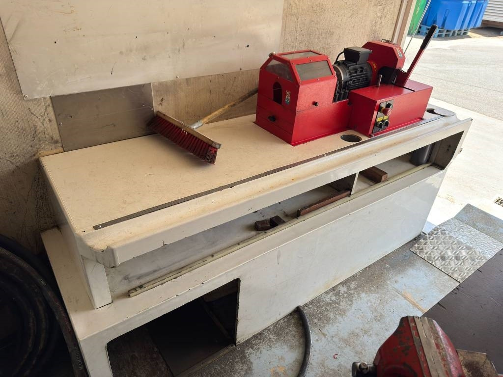 Mercedes-Benz Sprinter 2.2 Ambulance - Engins de chantier: photos 3 Mercedes-Benz Sprinter 2.2 Ambulance - Engins de chantier: photos 3