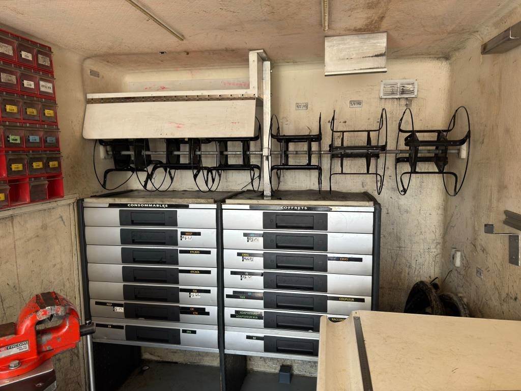 Mercedes-Benz Sprinter 2.2 Ambulance - Engins de chantier: photos 2 Mercedes-Benz Sprinter 2.2 Ambulance - Engins de chantier: photos 2