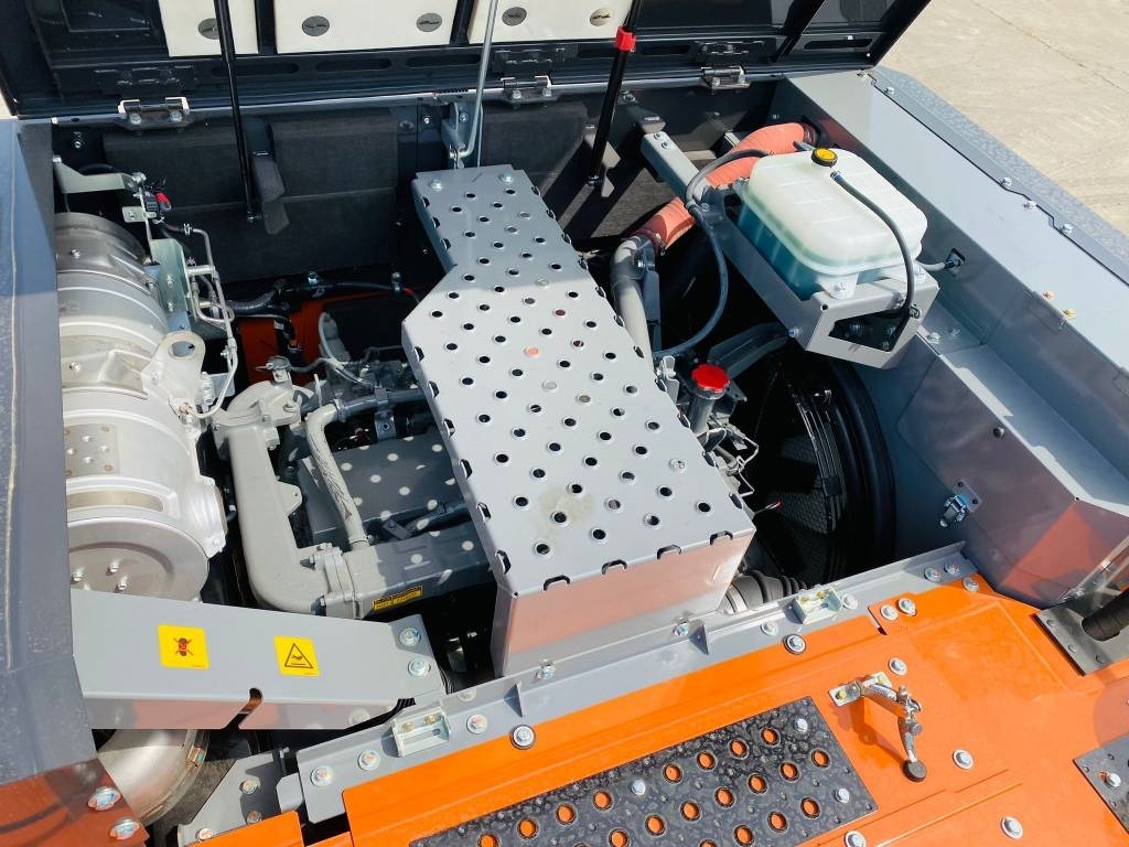 Pelle sur chenille neuf Hitachi ZX 300lc-7: photos 10