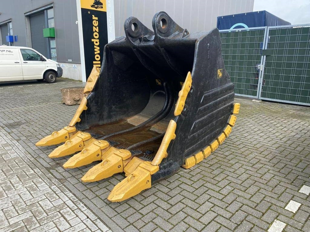 Hitachi ZX 870 - Godet pour Engins de chantier: photos 1 Hitachi ZX 870 - Godet pour Engins de chantier: photos 1