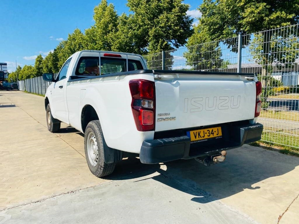 Isuzu D-Max Socage - Voiture: photos 4 Isuzu D-Max Socage - Voiture: photos 4