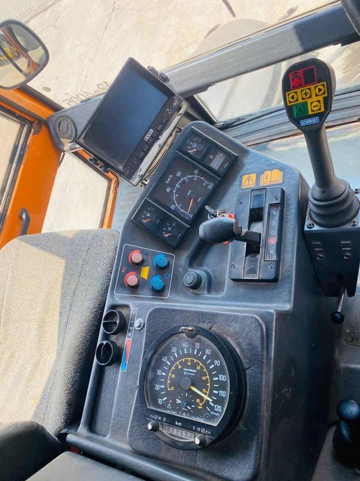 Balayeuse de voirie Schmidt metro 500 tx: photos 9