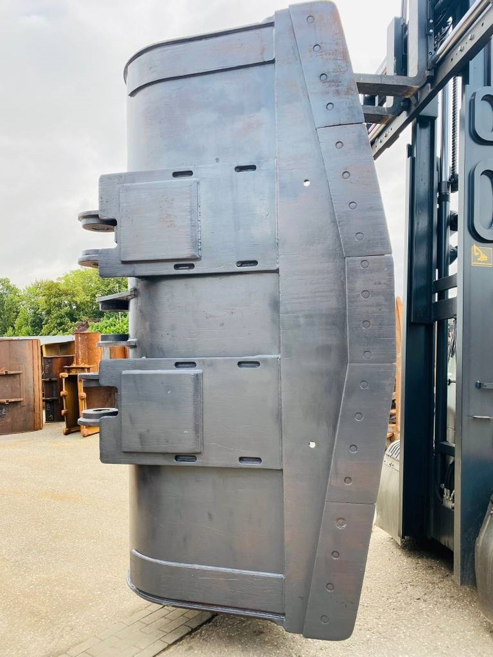 Volvo L 250 G Bucket - Godet pour Engins de chantier: photos 5 Volvo L 250 G Bucket - Godet pour Engins de chantier: photos 5