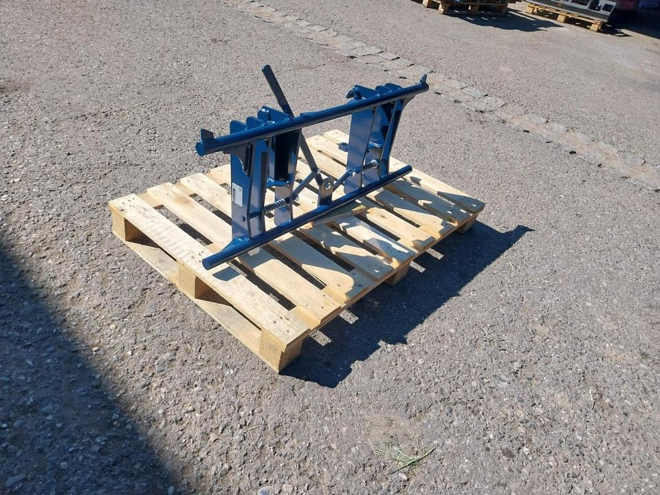 Euroadapter Avant MultiOne Hoflader Radlader Euro Adapter - Attache rapide: photos 1 Euroadapter Avant MultiOne Hoflader Radlader Euro Adapter - Attache rapide: photos 1