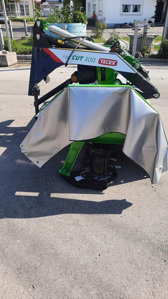 Frontmähwerk 3m Mähwerk Fast Cut Talex Pöttinger Scheibenmähwerk - Faucheuse: photos 3 Frontmähwerk 3m Mähwerk Fast Cut Talex Pöttinger Scheibenmähwerk - Faucheuse: photos 3