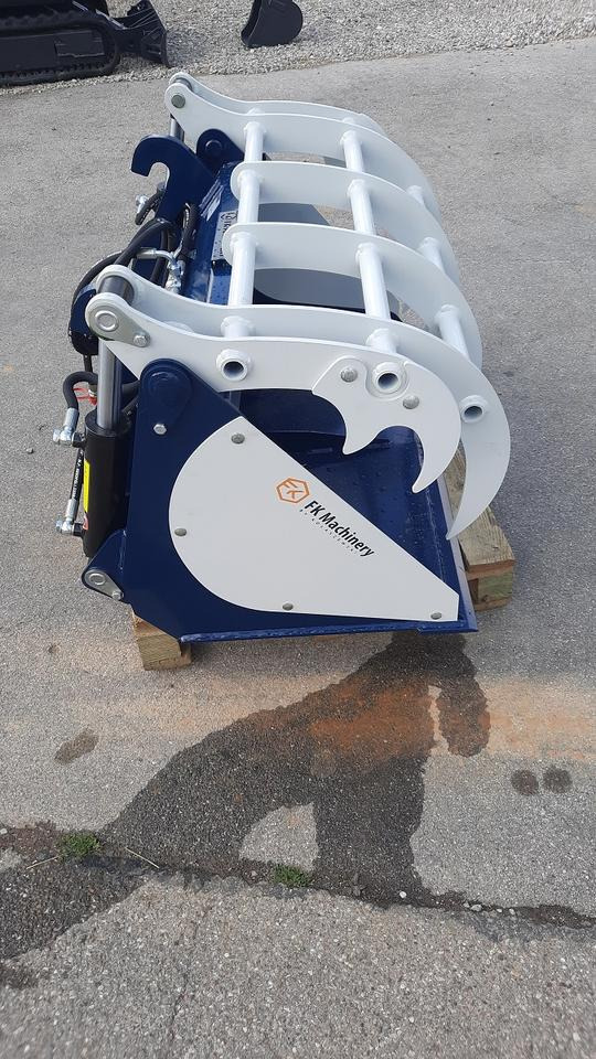 Greifschaufel mini Krokodilgebiss Euro Hoflader Weidemann Giant - Matériel d'ensilage: photos 5 Greifschaufel mini Krokodilgebiss Euro Hoflader Weidemann Giant - Matériel d'ensilage: photos 5