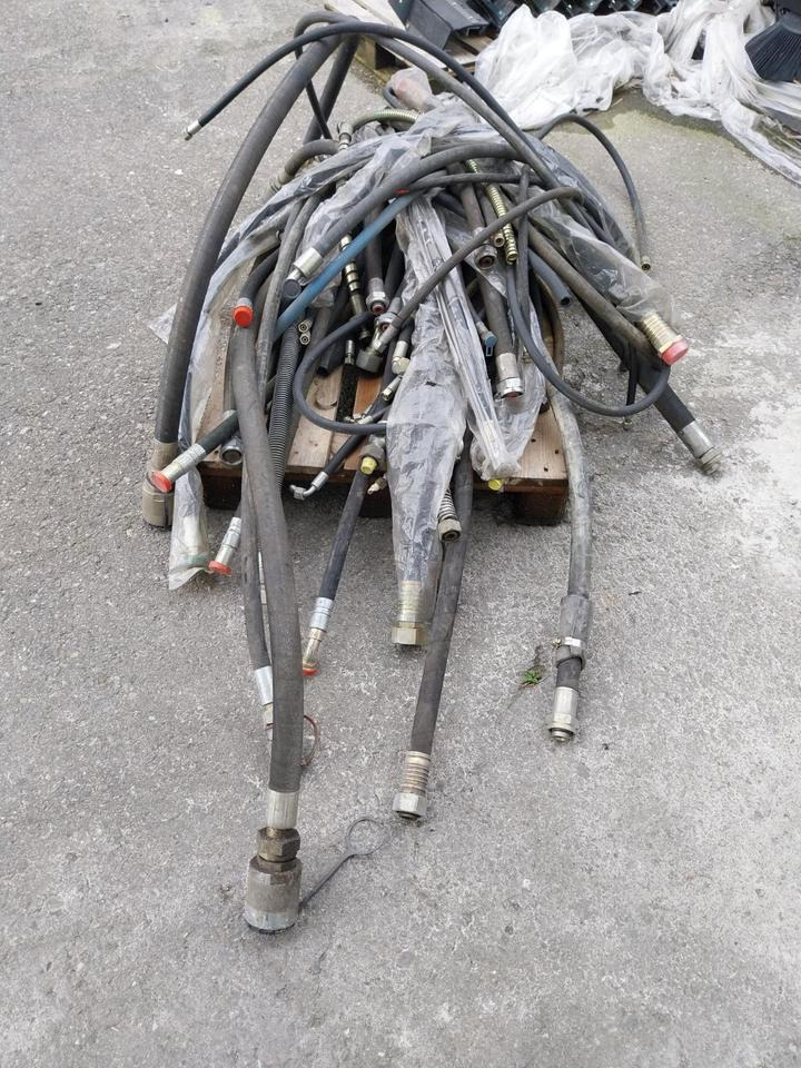 Hydraulikschläuche Schläuche Bagger Radlader Hydraulik Schläuche - Hydraulique pour Engins de chantier: photos 2 Hydraulikschläuche Schläuche Bagger Radlader Hydraulik Schläuche - Hydraulique pour Engins de chantier: photos 2